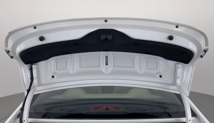 2017 Hyundai Verna 1.6 SX VTVT, Petrol, Manual, 24,434 km, Boot Door Open