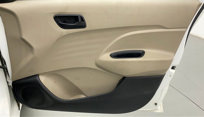 2020 Hyundai NEW SANTRO 1.1 SPORTZ MT CNG, CNG, Manual, 41,802 km, Driver Side Door Panels Control