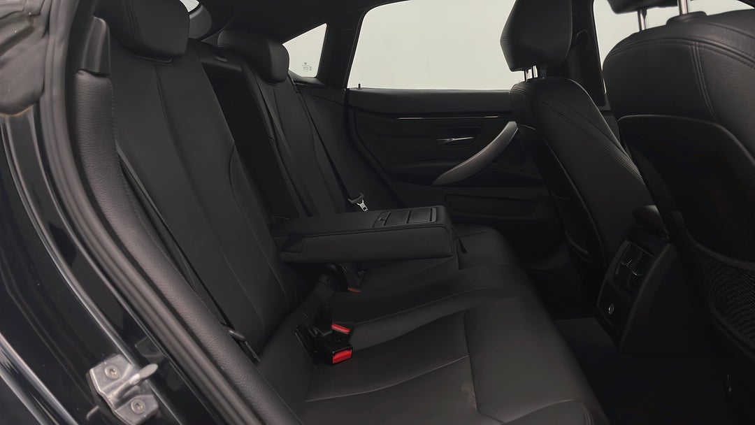 Right Side Rear Door Cabin View