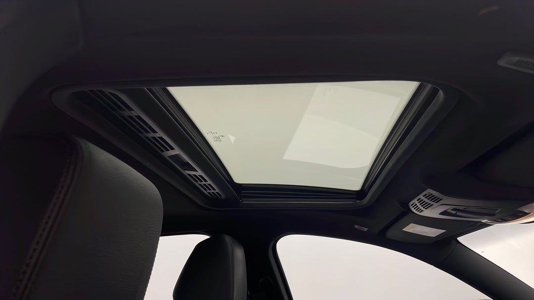 Interior Sunroof/Moonroof