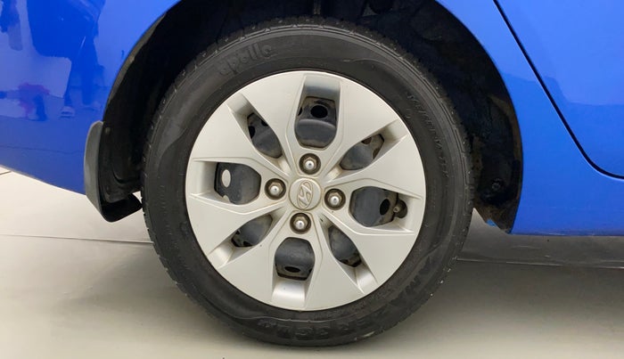 2017 Hyundai Xcent E+, Petrol, Manual, 23,024 km, Right Rear Wheel