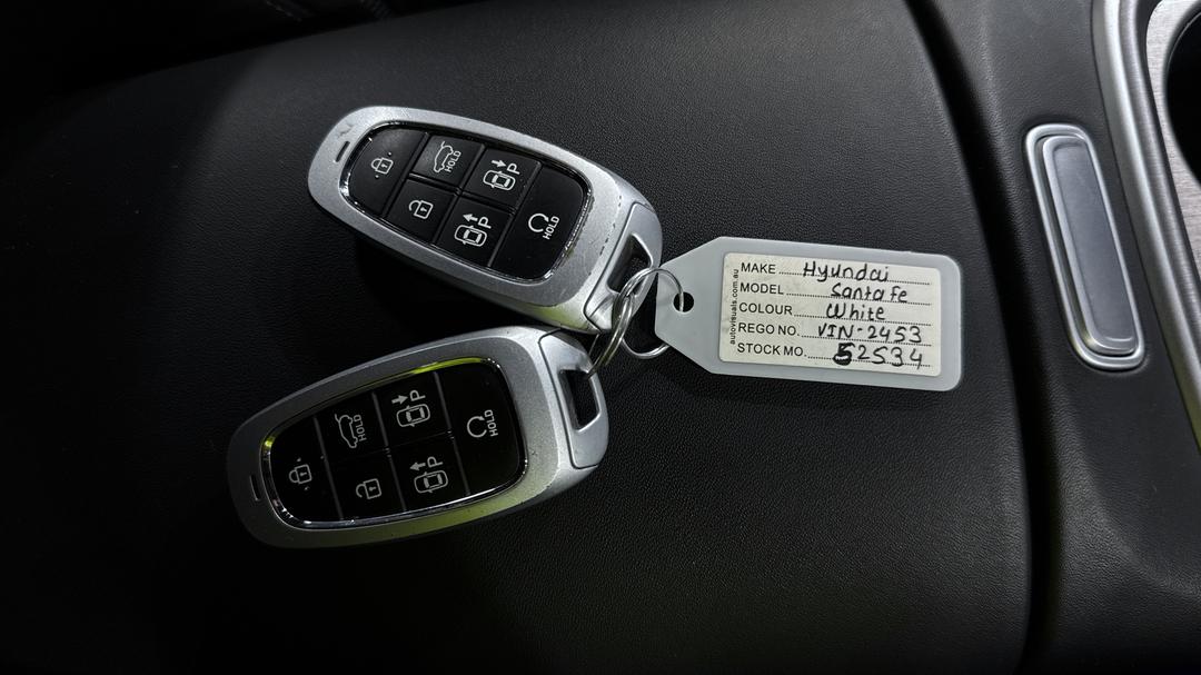 2023 Hyundai Santa Fe Highlander Crdi (AWD), Automatic, 31054 km, Key Close-up