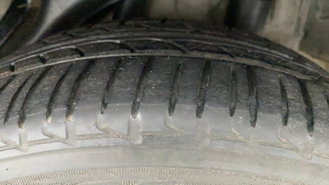 Left Rear Tyre Tread