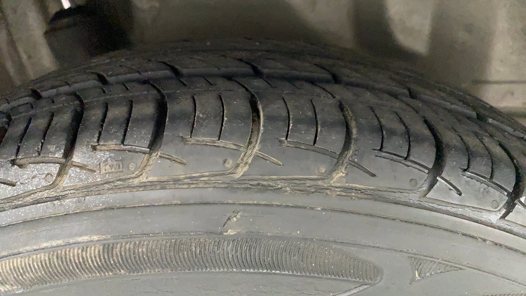Right Rear Tyre Tread