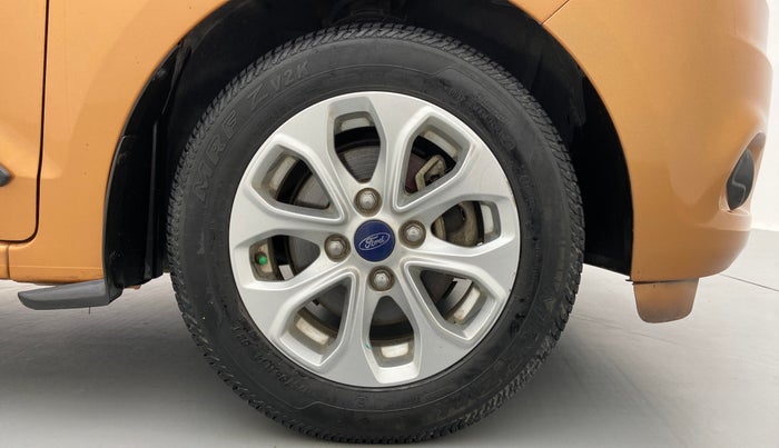 2017 Ford Figo Aspire 1.2 TITANIUM PETROL, Petrol, Manual, 42,755 km, Right Front Wheel