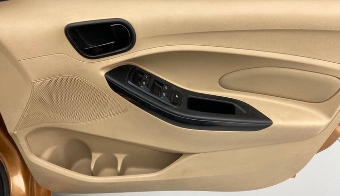 2017 Ford Figo Aspire 1.2 TITANIUM PETROL, Petrol, Manual, 42,755 km, Driver Side Door Panels Control