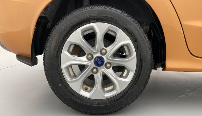 2017 Ford Figo Aspire 1.2 TITANIUM PETROL, Petrol, Manual, 42,755 km, Right Rear Wheel