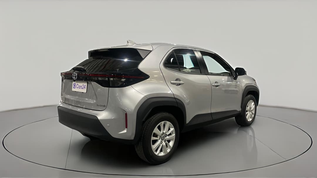 2023 Toyota Yaris Cross Gx Hybrid, Automatic, 40199 km, Right Back Diagonal (45- Degree) View