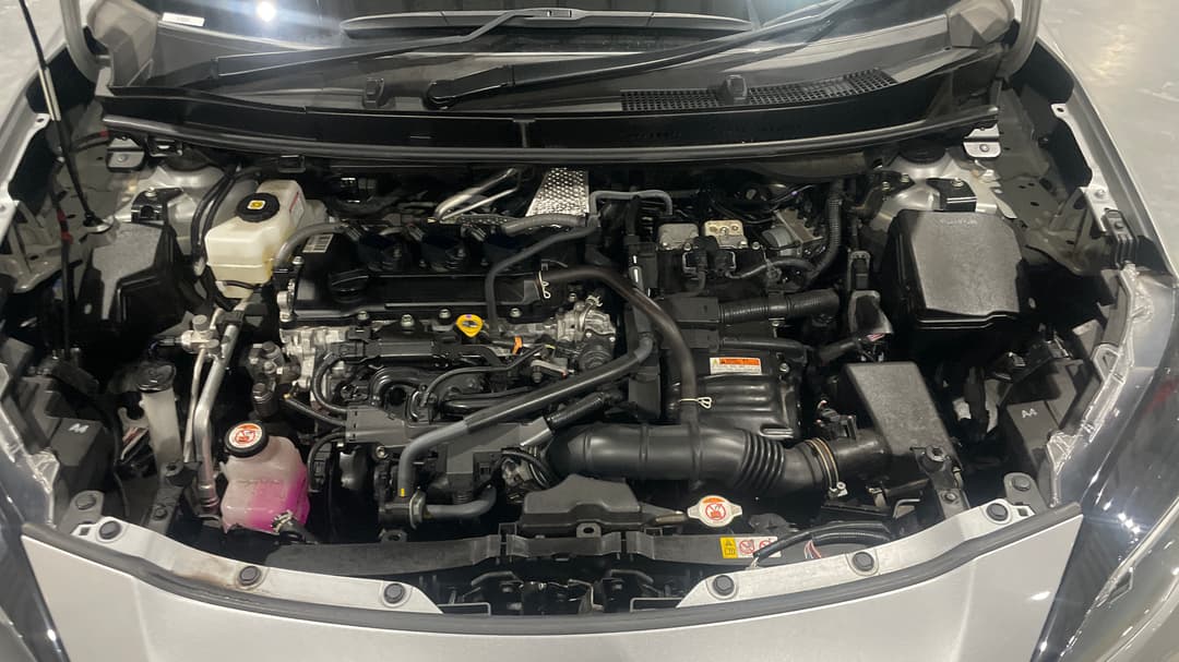 2023 Toyota Yaris Cross Gx Hybrid, Automatic, 40199 km, Open Bonnet (Engine)