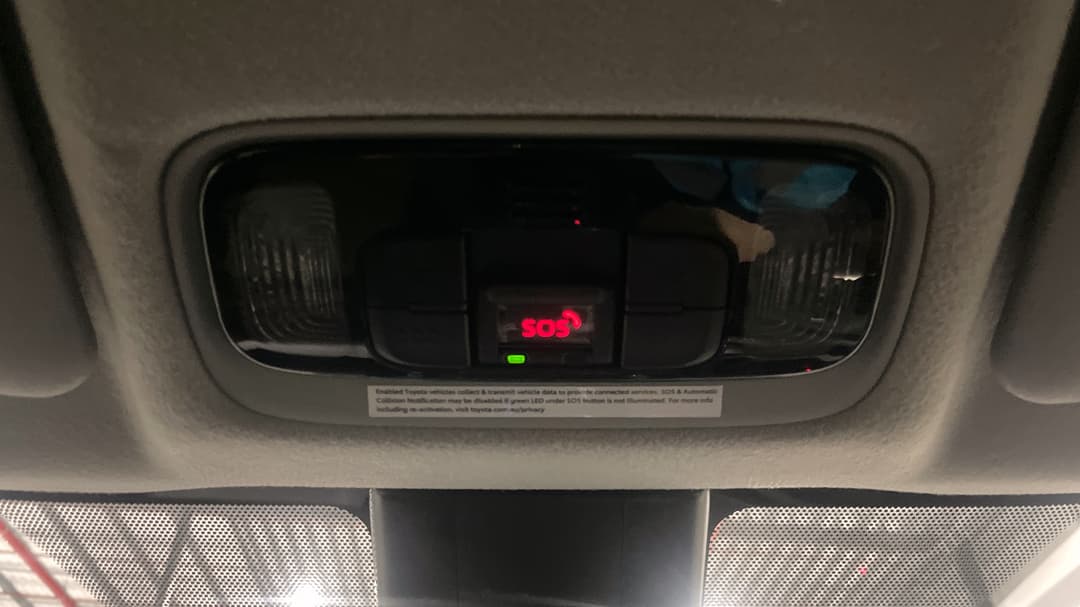 2023 Toyota Yaris Cross Gx Hybrid, Automatic, 40199 km, On-Roof Controls/Sunglass holder