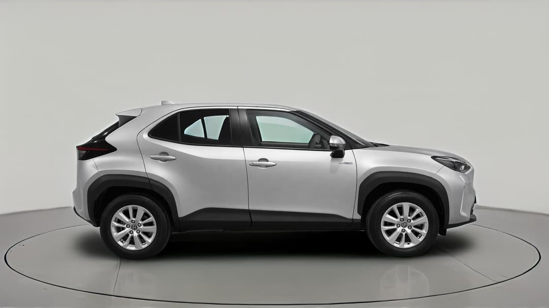 2023 Toyota Yaris Cross Gx Hybrid, Automatic, 40199 km, Right Side View