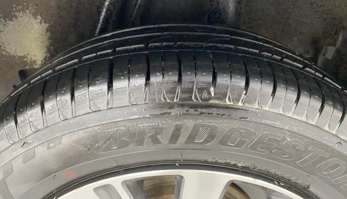 2017 Honda City V MT PETROL, Petrol, Manual, 53,544 km, Left Rear Tyre Tread