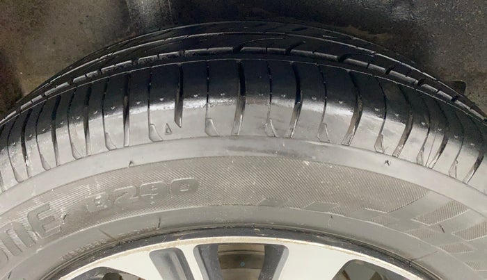 2017 Honda City V MT PETROL, Petrol, Manual, 53,544 km, Right Rear Tyre Tread