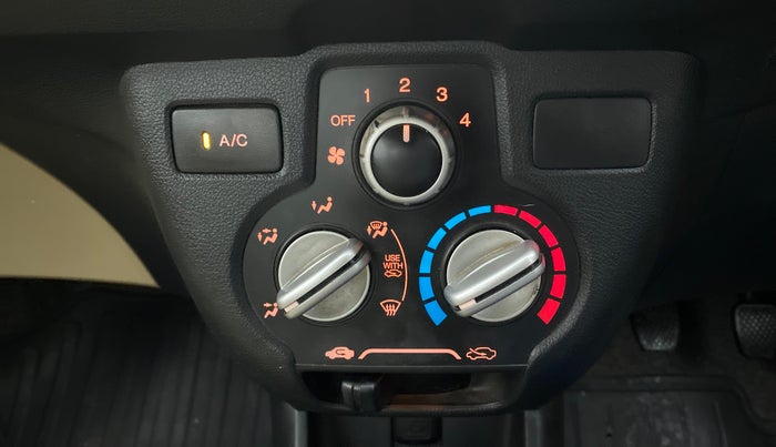 2014 Honda Amaze 1.2L I-VTEC S, Petrol, Manual, 40,274 km, AC Unit - Directional switch has minor damage