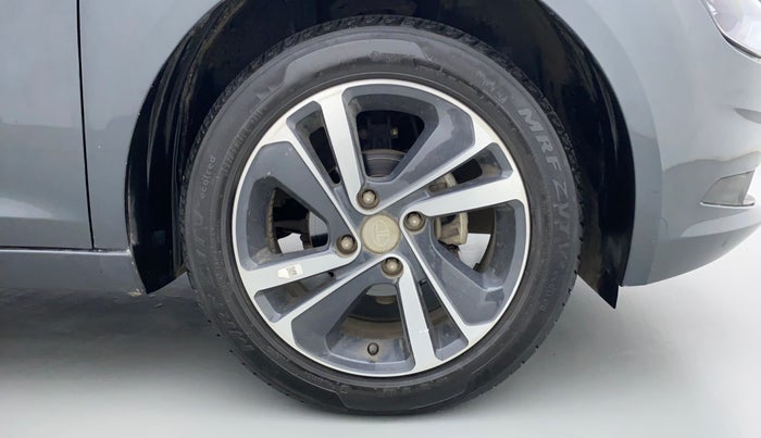 2020 Tata ALTROZ XZ 1.2, Petrol, Manual, Right Front Wheel
