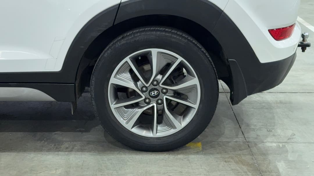 2017 Hyundai Tucson Active X (FWD), Automatic, 83866 km, Left Rear Wheel