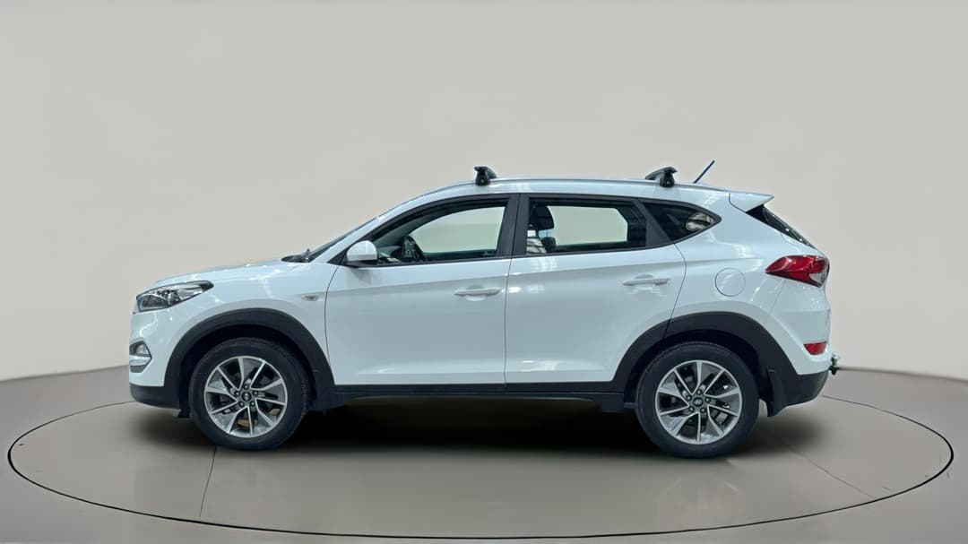 2017 Hyundai Tucson Active X (FWD), Automatic, 83866 km, Left Side View