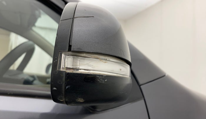 2013 Hyundai i10 MAGNA 1.2 KAPPA2, Petrol, Manual, 59,699 km, Right rear-view mirror - Cover has minor damage
