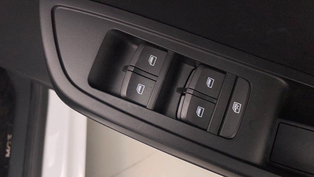 2023 MG Mg3 Auto Core, Automatic, 1177 km, Drivers Side Door Panel Controls