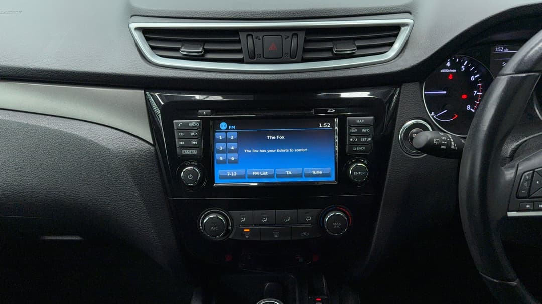 2018 Nissan Qashqai St-l, Automatic, 135350 km, Center Console