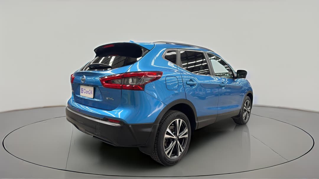 2018 Nissan Qashqai St-l, Automatic, 135350 km, Right Back Diagonal (45- Degree) View