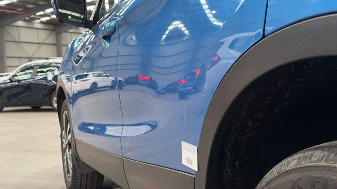 2018 Nissan Qashqai St-l, Automatic, 135350 km, Doors Rear LHS Dent