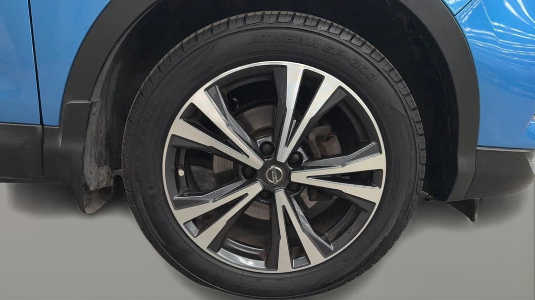 2018 Nissan Qashqai St-l, Automatic, 135350 km, Right Front Wheel