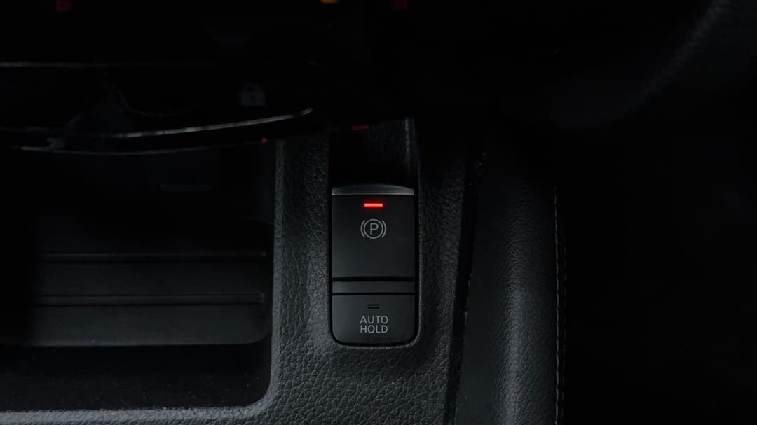 2018 Nissan Qashqai St-l, Automatic, 135350 km, Handbrake