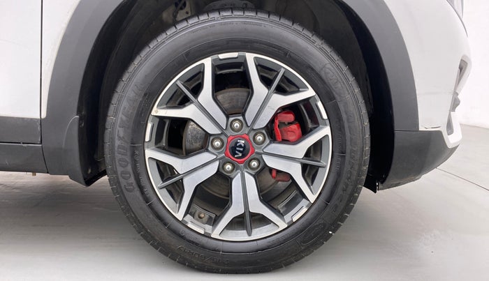 2021 KIA SELTOS 1.5 GTX+ AT, Diesel, Automatic, 26,712 km, Right Front Wheel