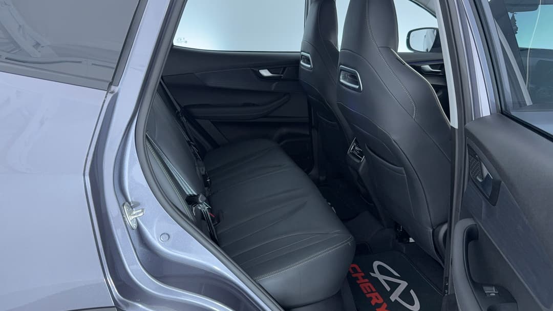 2025 Chery Tiggo 4 Ultimate, Automatic, 11328 km, Right Side Rear Door Cabin View