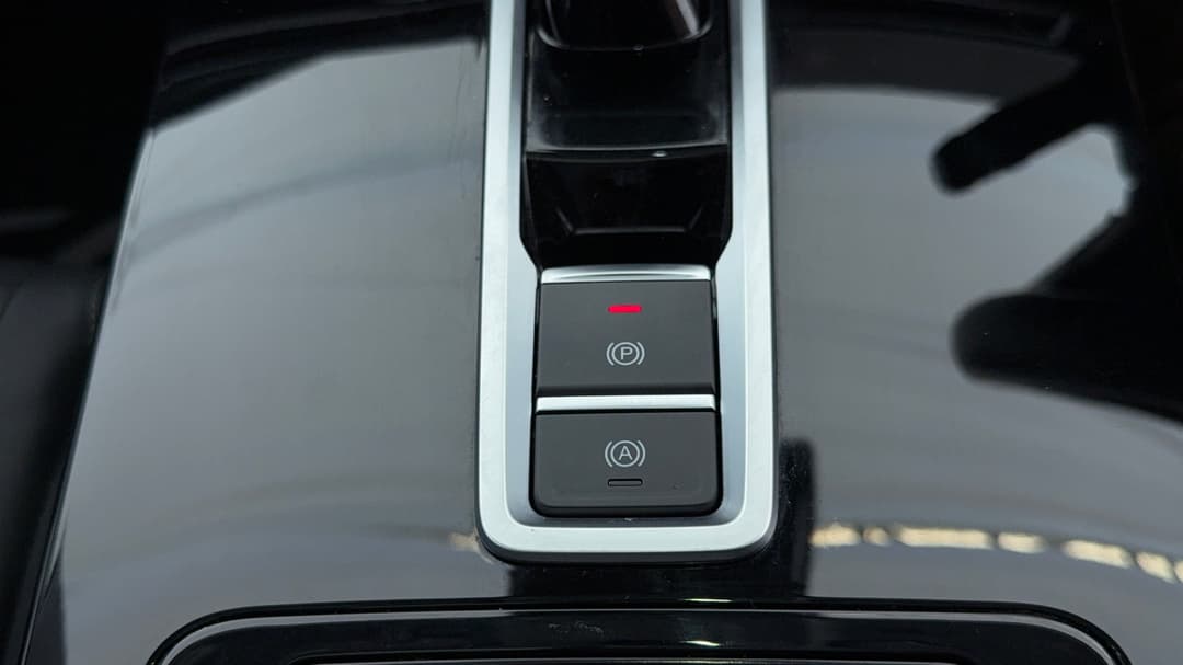 2025 Chery Tiggo 4 Ultimate, Automatic, 11328 km, Handbrake