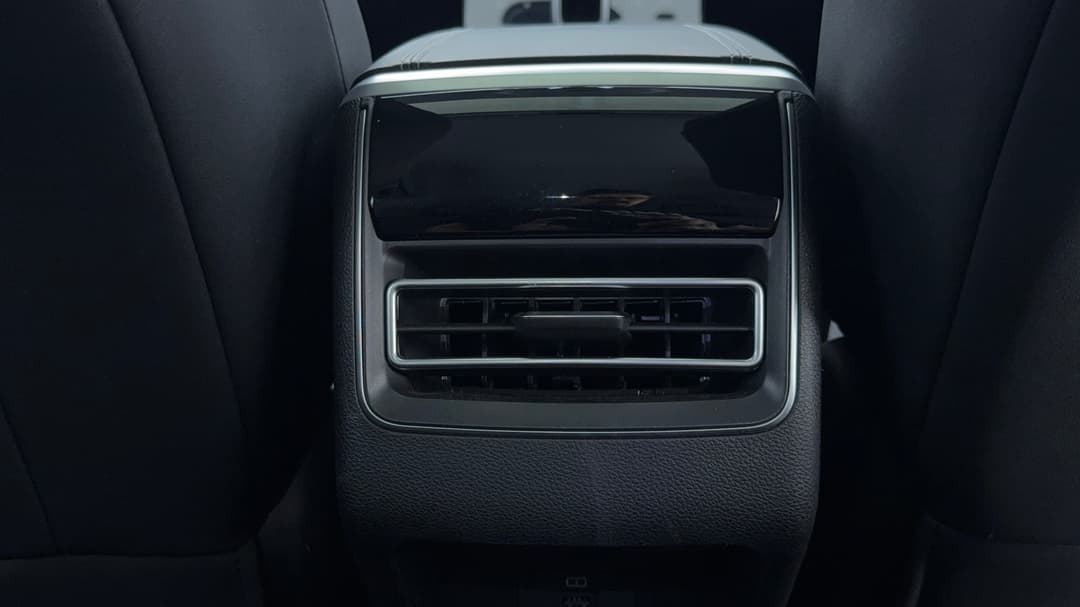 2025 Chery Tiggo 4 Ultimate, Automatic, 11328 km, Rear A/C Vent