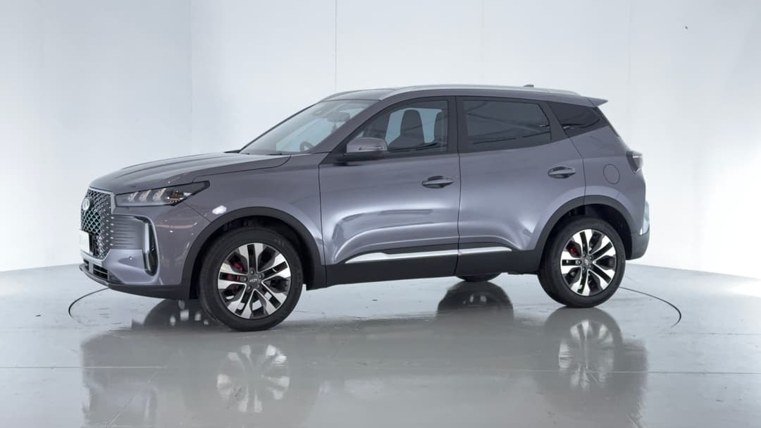 2025 Chery Tiggo 4 Ultimate, Automatic, 11328 km, Left Front Diagonal (45- Degree) View
