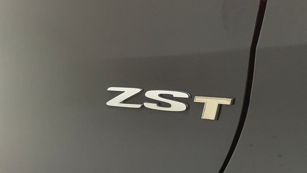 Badge (Boot Right Side)