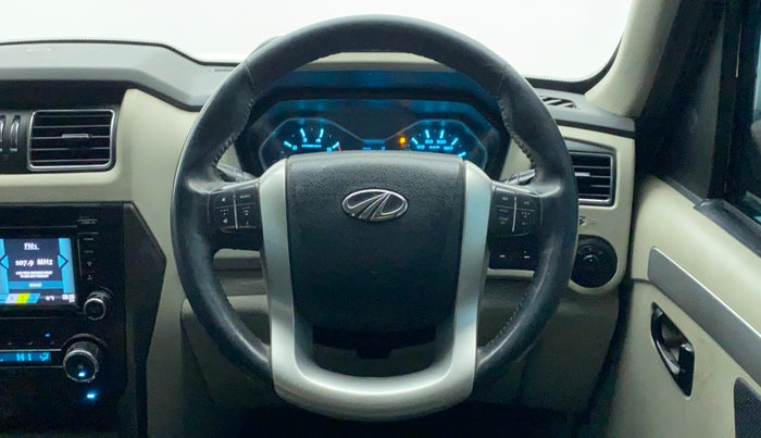 2017 Mahindra Scorpio S11, Diesel, Manual, 86,925 km, Steering Wheel Close Up