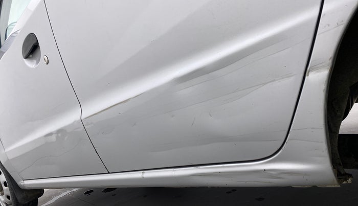 2013 Hyundai Santro Xing GL PLUS, Petrol, Manual, 79,937 km, Left running board - Minor scratches