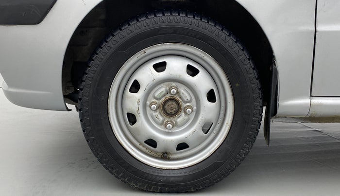 2013 Hyundai Santro Xing GL PLUS, Petrol, Manual, 79,937 km, Left Front Wheel