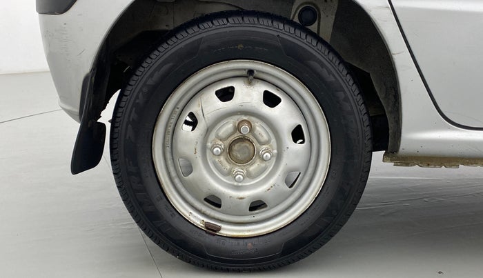 2013 Hyundai Santro Xing GL PLUS, Petrol, Manual, 79,937 km, Right Rear Wheel