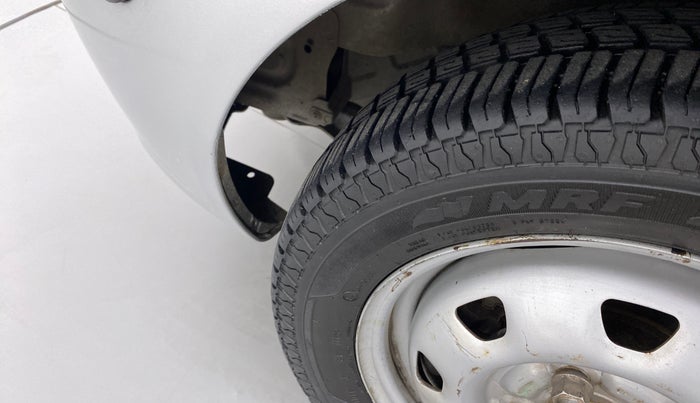2013 Hyundai Santro Xing GL PLUS, Petrol, Manual, 79,937 km, Left fender - Lining loose