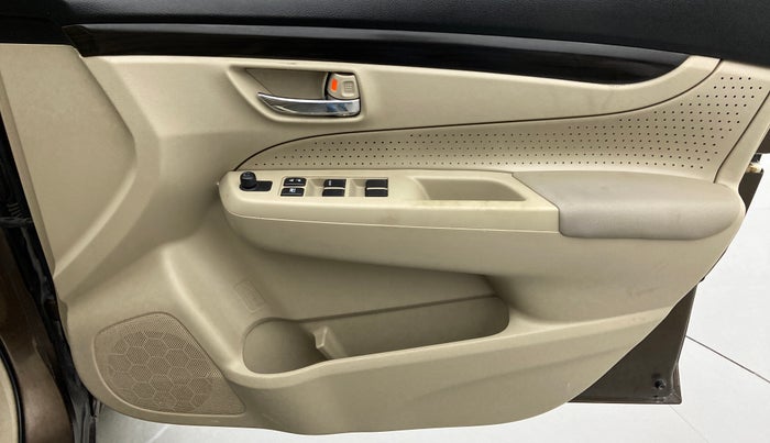 2014 Maruti Ciaz VDI PLUS, Diesel, Manual, 62,760 km, Driver Side Door Panels Control