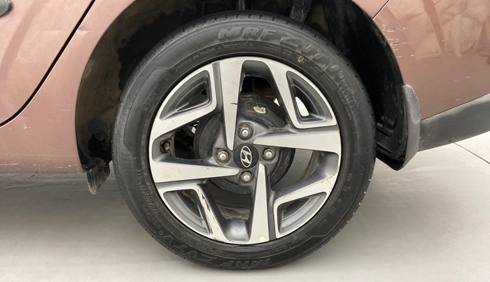 2020 Hyundai AURA SX 1.2, Petrol, Manual, 31,093 km, Left Rear Wheel