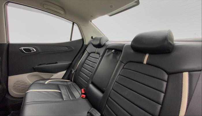 2020 Hyundai AURA SX 1.2, Petrol, Manual, 31,093 km, Right Side Rear Door Cabin