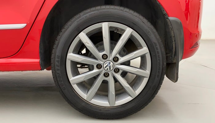 2019 Volkswagen Polo HIGHLINE PLUS 1.0, Petrol, Manual, 37,710 km, Left Rear Wheel