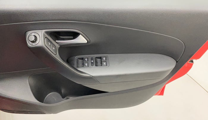 2019 Volkswagen Polo HIGHLINE PLUS 1.0, Petrol, Manual, 37,710 km, Driver Side Door Panels Control