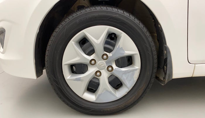 2017 Hyundai Verna 1.6 VTVT S, Petrol, Manual, 99,290 km, Left Front Wheel