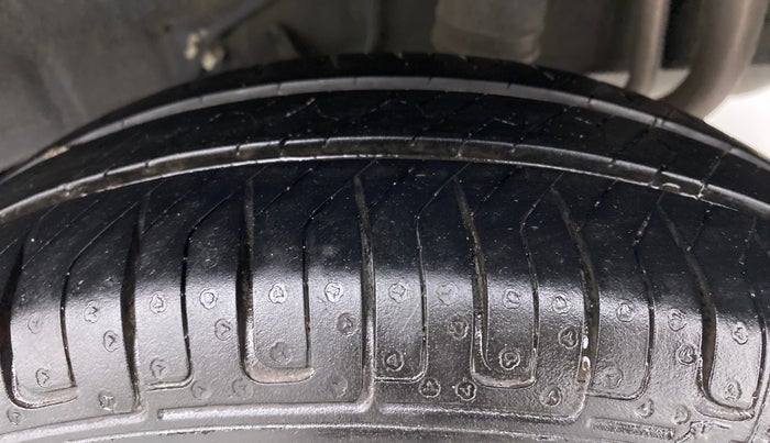 2018 Datsun Go T, Petrol, Manual, 34,024 km, Left Rear Tyre Tread