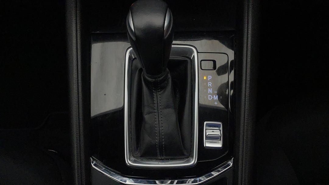 2020 Mazda CX-5 Maxx (4x2), Automatic, 61721 km, Gear Lever 