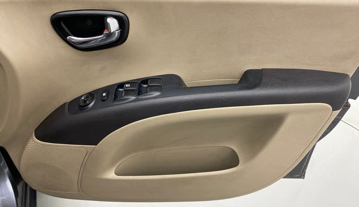 2011 Hyundai i10 MAGNA 1.2 KAPPA2, Petrol, Manual, 58,734 km, Driver Side Door Panels Control