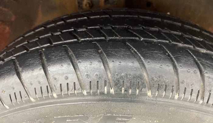 2019 Maruti Celerio ZXI D, Petrol, Manual, 11,873 km, Right Front Tyre Tread