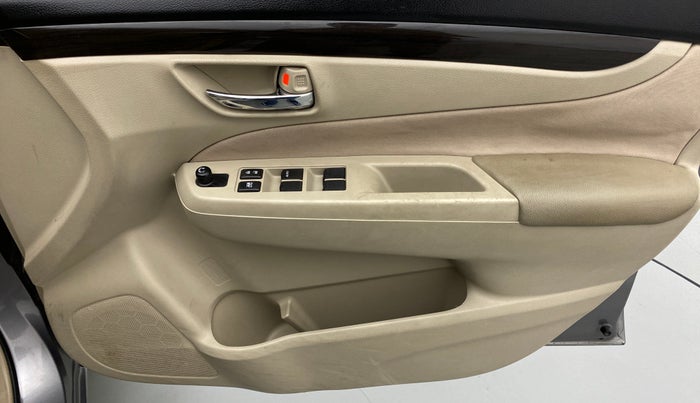 2015 Maruti Ciaz VXI PLUS, Petrol, Manual, 5,689 km, Driver Side Door Panels Control